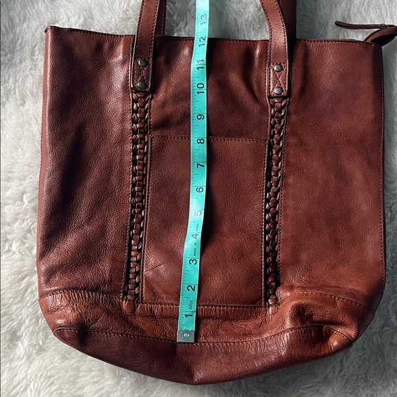 Vilenca Hollland Brown Leather dual handle Tote Bag with braid detail - Picture 9 of 14